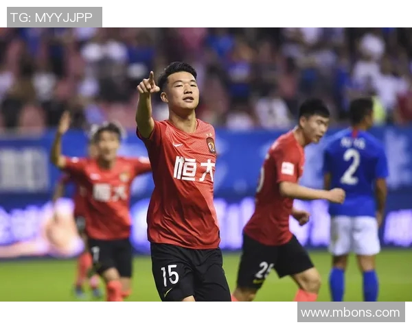 2015年拜仁慕尼黑对阵广州恒大精彩比赛视频回顾与分析 2015年拜仁慕尼黑对阵广州恒大精彩比赛视频回顾与分析